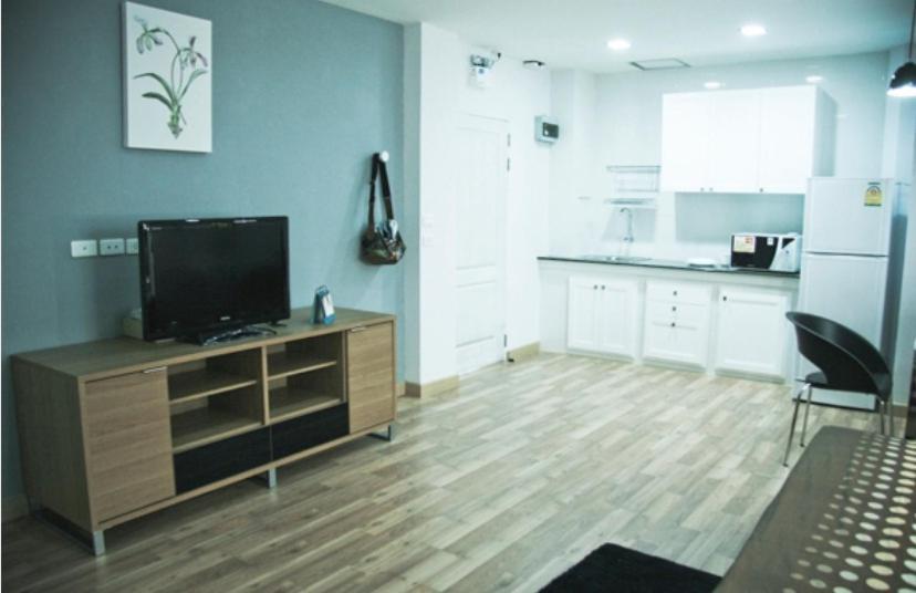 101 Sukhumvit Service Apartment